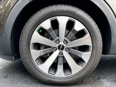 Used 2022 Kia Telluride S FWD image 31