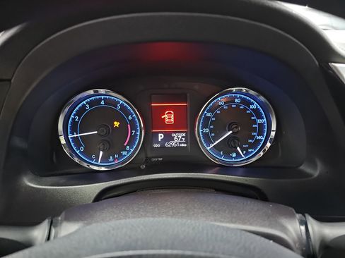 Used 2019 Toyota Corolla LE w/ Body Protection Package image 19