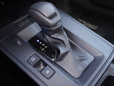 Certified 2026 Toyota Corolla Cross LE FWD image 17