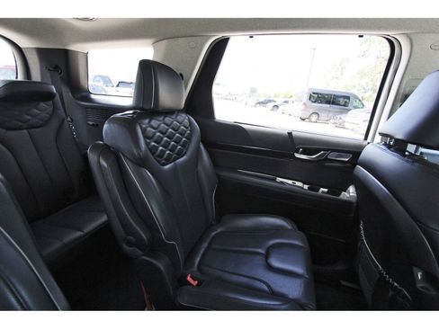 Used 2021 Hyundai Palisade Limited FWD image 14