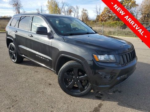 Used 2014 Jeep Grand Cherokee Altitude image 1