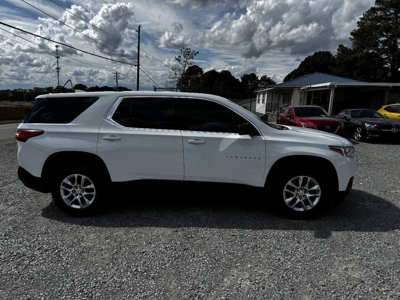 Used 2020 Chevrolet Traverse LS w/ LPO, Floor Liner Package FWD image 6