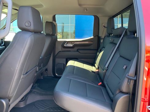 New 2026 Chevrolet Silverado 1500 LT Trail Boss w/ Convenience Package II AWD/4WD image 11