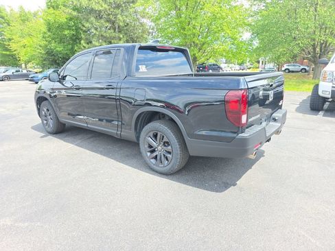 Used 2022 Honda Ridgeline Sport image 5