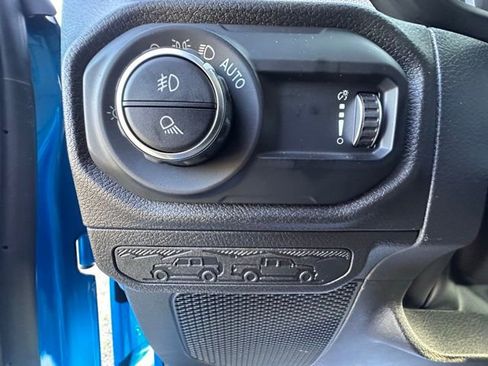 New 2025 Jeep Gladiator Willys image 19