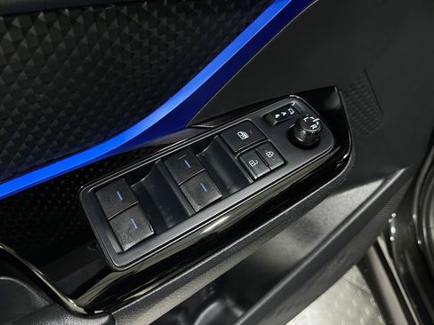 Used 2020 Toyota C-HR XLE image 14