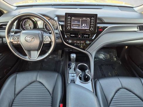 Used 2023 Toyota Camry SE w/ Convenience Package FWD image 16