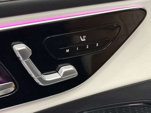 Certified 2025 Mercedes-Benz GLC 300 4MATIC image 21