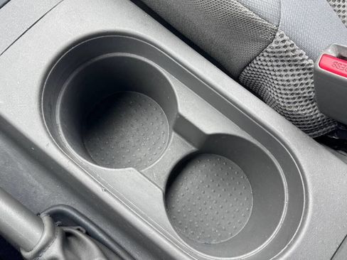 Used 2019 Nissan Frontier SV w/ Value Truck Package image 12