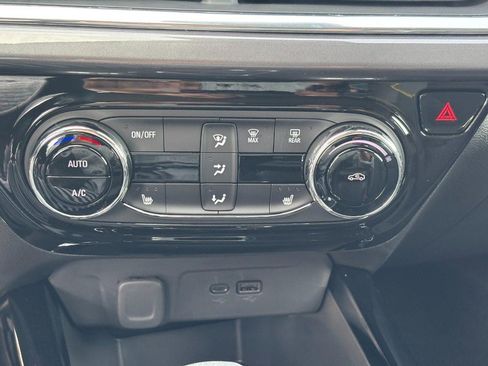 New 2026 Chevrolet Trax ACTIV w/ Driver Confidence Package image 18