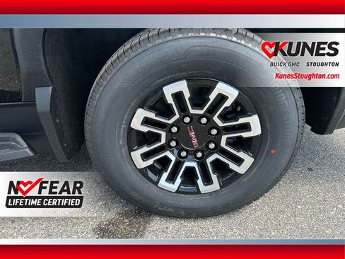 New 2026 GMC Sierra EV Elevation image 18