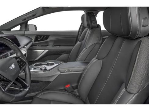 Used 2027 Cadillac Optiq Luxury w/ LPO, Floor Liner Package AWD/4WD image 11