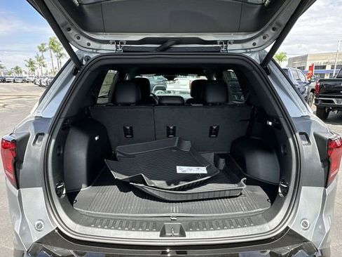 New 2026 GMC Terrain AT4 w/ Technology Package II AWD/4WD image 27