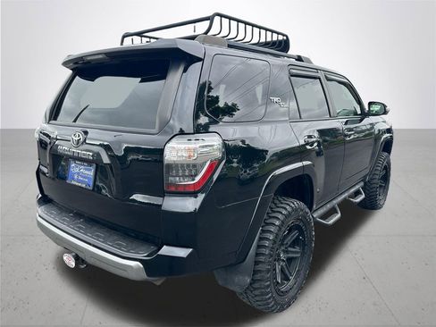 Used 2020 Toyota 4Runner TRD Off-Road Premium AWD/4WD image 7