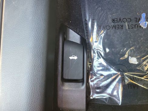 Used 2024 Toyota Corolla LE image 31