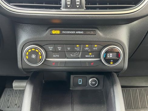 Used 2020 Ford Escape SE AWD/4WD image 17