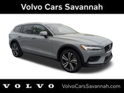 Certified 2025 Volvo V60 B5 Cross Country Plus