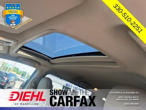 Used 2018 Toyota Sienna XLE w/ XLE Navigation Package FWD image 23