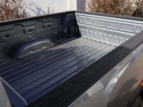 New 2026 GMC Sierra 2500 SLT w/ SLT Convenience Package image 20