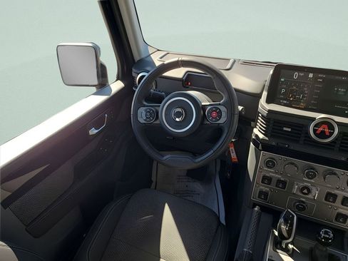 Used 2024 INEOS Grenadier image 7