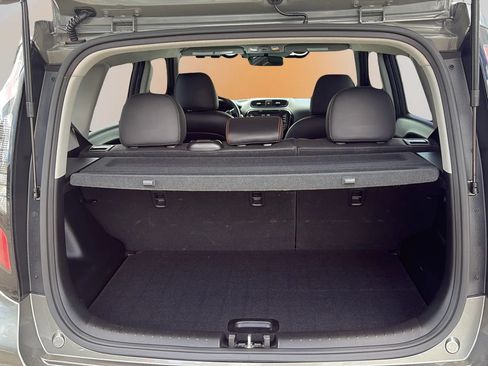 Used 2019 Kia Soul ! FWD image 30