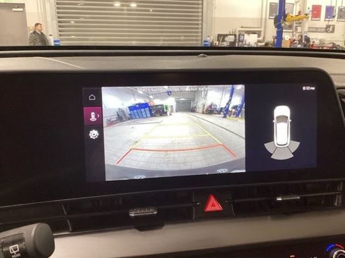 Used 2023 Kia Sportage EX image 14