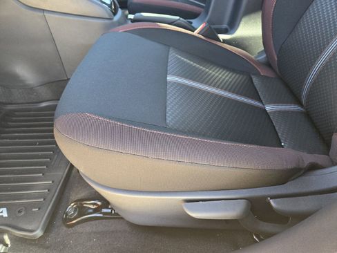 New 2025 Nissan Versa SR image 21