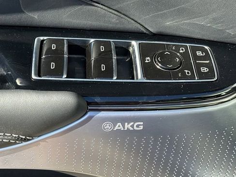 New 2026 Cadillac Lyriq V image 9