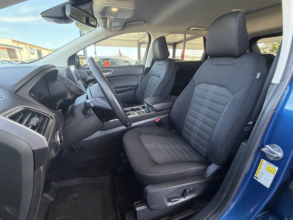 Used 2024 Ford Edge SEL w/ Cargo Accessory Package AWD/4WD image 9