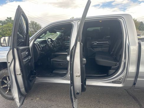 Used 2019 RAM 1500 Big Horn AWD/4WD image 39