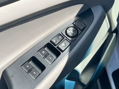 Used 2018 Hyundai Tucson Value w/ Cargo Package image 19