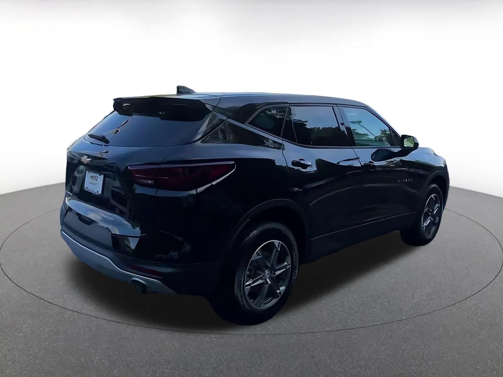 Used 2026 Chevrolet Blazer LT FWD image 13
