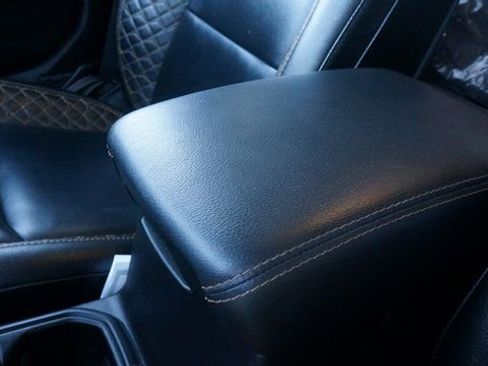 Used 2021 Jeep Gladiator Overland image 24