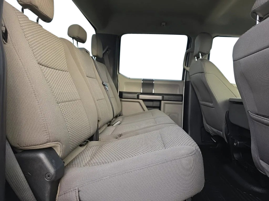 Used 2020 Ford F250 XLT w/ XLT Value Package AWD/4WD image 18
