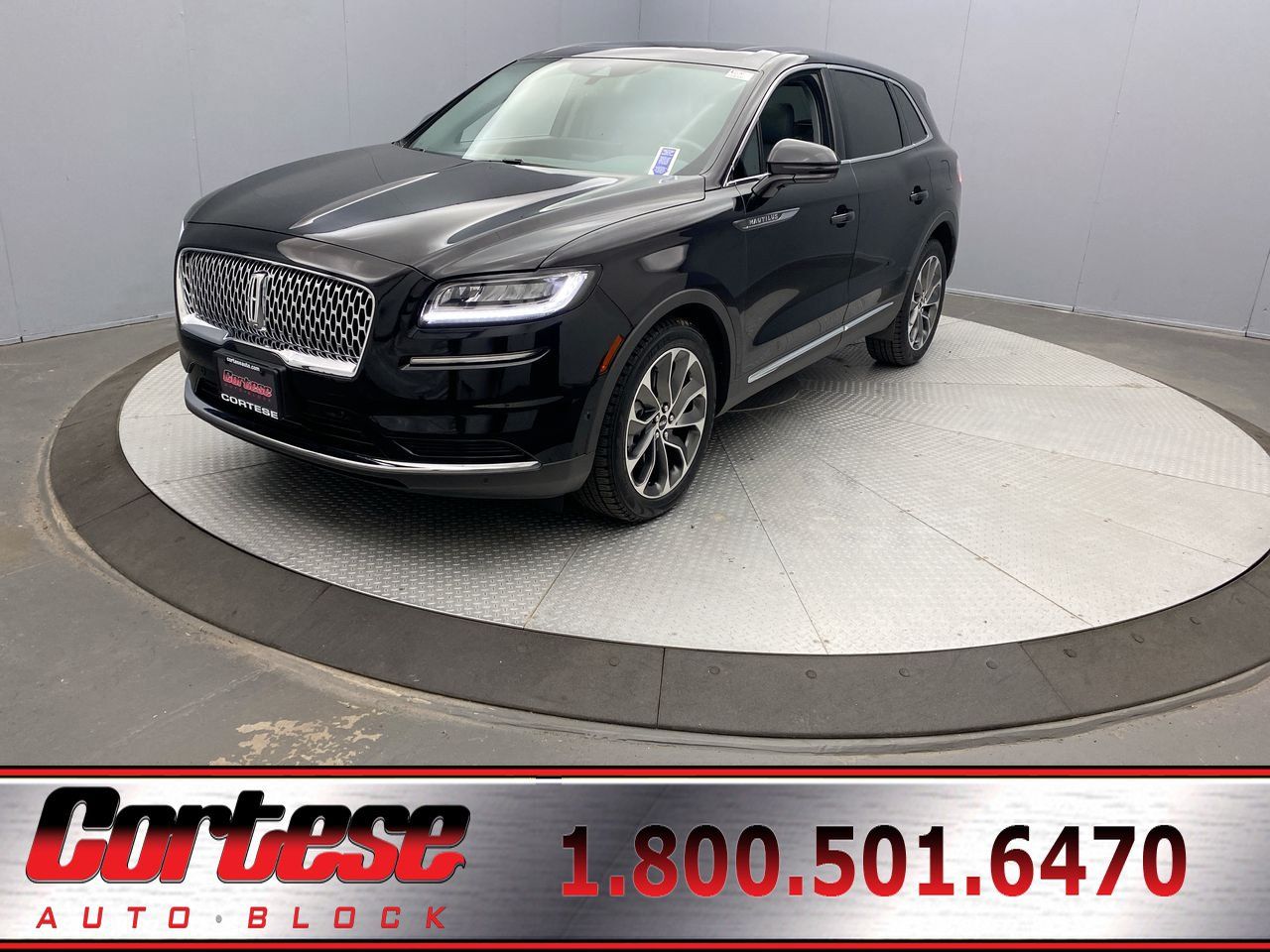 Used 2023 Lincoln Nautilus Reserve AWD/4WD image 1