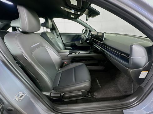 Used 2024 Hyundai Ioniq 6 SEL RWD image 30