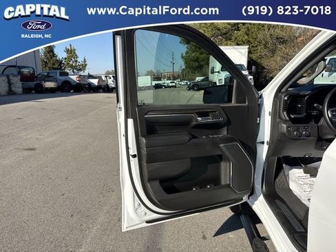 Used 2024 Chevrolet Silverado 1500 RST w/ Z71 Off-Road Package image 19