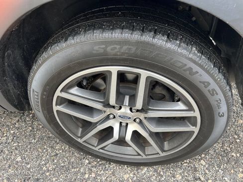 Used 2017 Ford Explorer Sport w/ Equipment Group 401A image 35