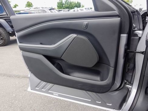 Used 2021 Ford Mustang Mach-E Select RWD image 15