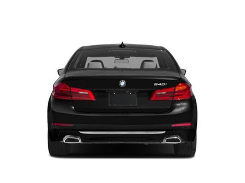 Used 2018 BMW 540i xDrive AWD/4WD image 8