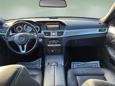 Used 2014 Mercedes-Benz E 250 E 250 BlueTEC Sport image 29
