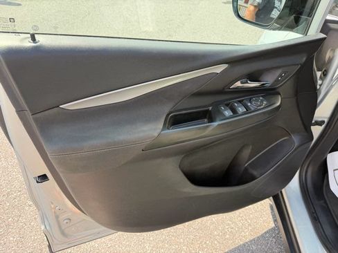 Used 2023 Chevrolet Bolt LT w/ Driver Confidence Package FWD image 10