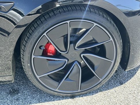 Used 2024 Tesla Model 3 Performance image 12