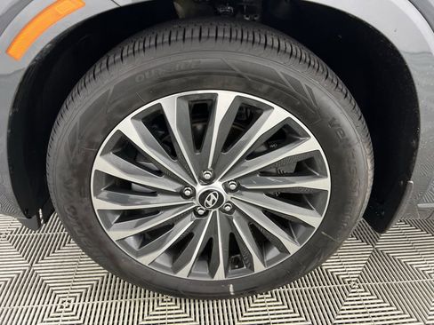 Used 2024 Hyundai Palisade Calligraphy image 13