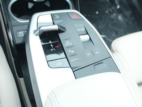 Certified 2023 BMW X1 xDrive28i w/ Convenience Package image 15