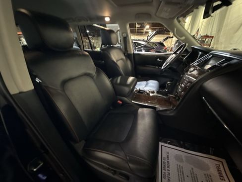 Used 2019 Nissan Armada Platinum w/ Captain's Chairs Package AWD/4WD image 27