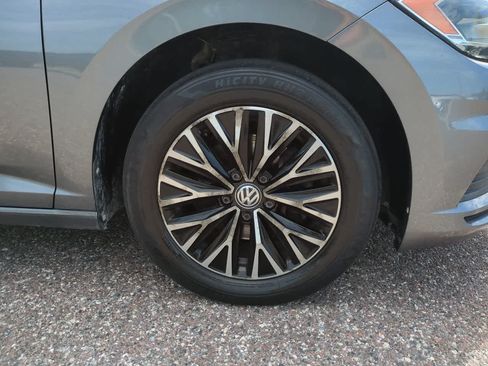 Used 2019 Volkswagen Jetta SE FWD image 11