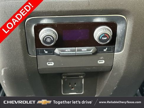 Used 2024 Chevrolet Tahoe Premier w/ Premium Package RWD image 33
