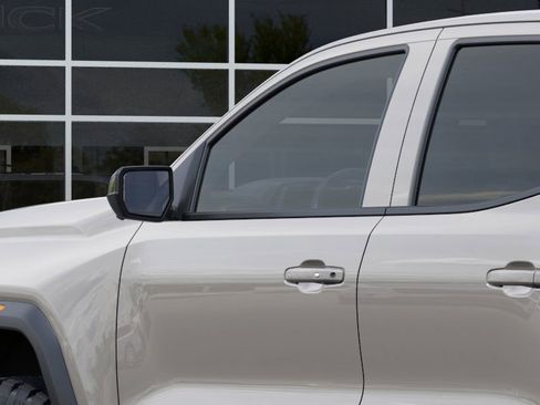 New 2026 GMC Canyon AT4 image 12