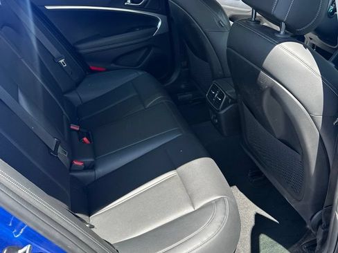 Used 2023 Genesis G70 2.0T AWD/4WD image 4
